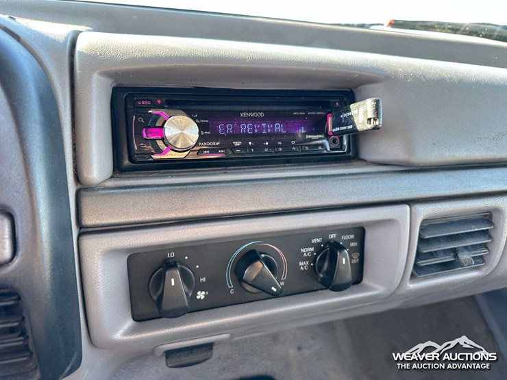 1995-ford-f350-image-19