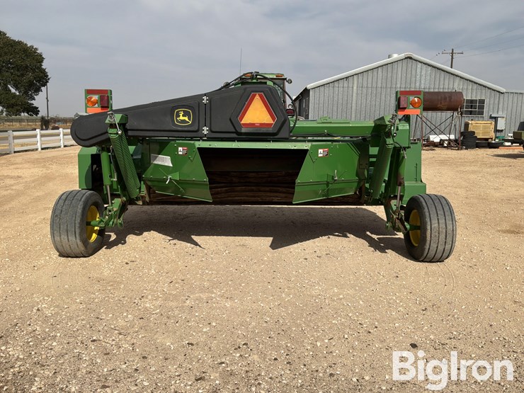 2020-john-deere-956-image-6