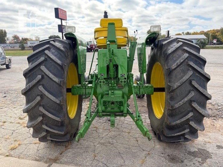 1971-john-deere-4320-image-6