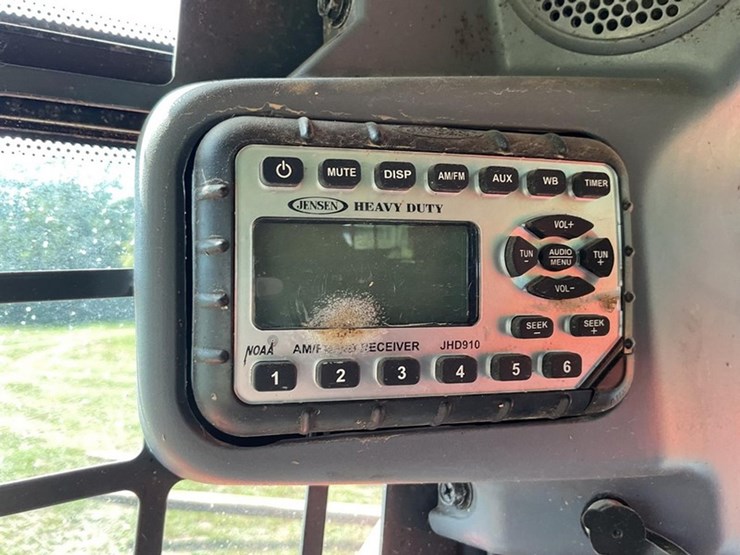 2017-kubota-ssv65-image-20