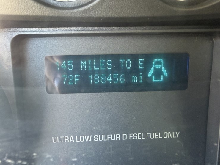 2011-ford-f350-image-38