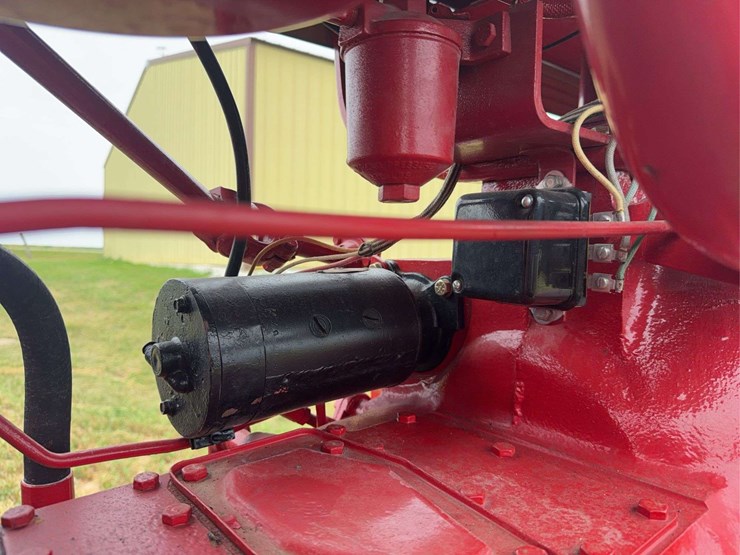 farmall-560-lp-hi-clear-image-36