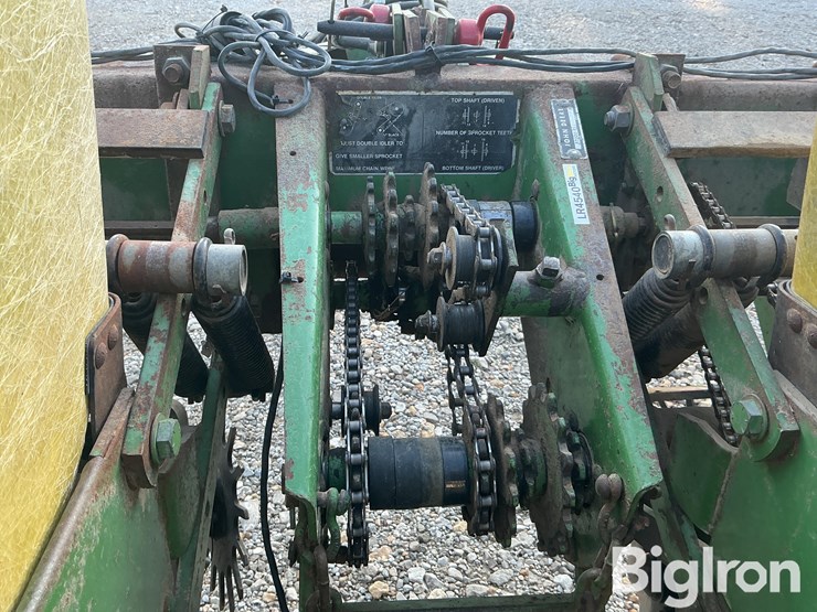 john-deere-7000-image-19