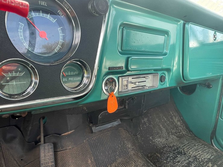 1970-chevrolet-c10-image-47