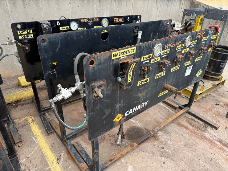 lot-w/-(3)-remote-5k-wp-accumulator--wireline-frac-valve-consoles-image-1