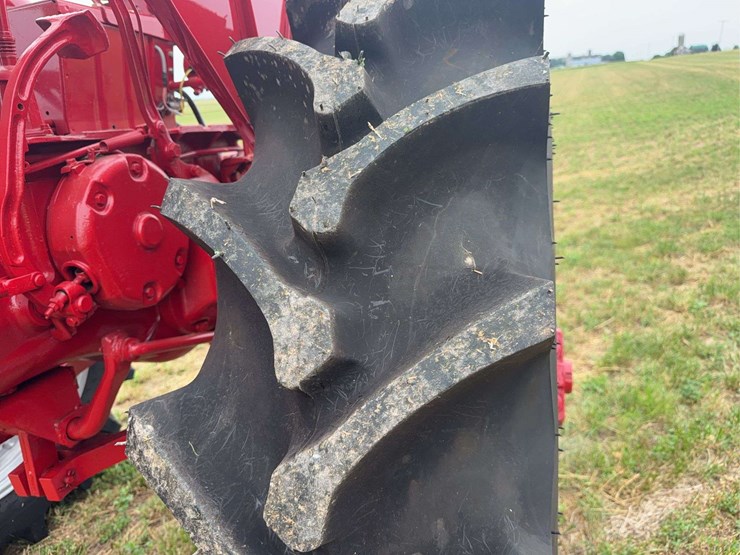 farmall-560-lp-hi-clear-image-17