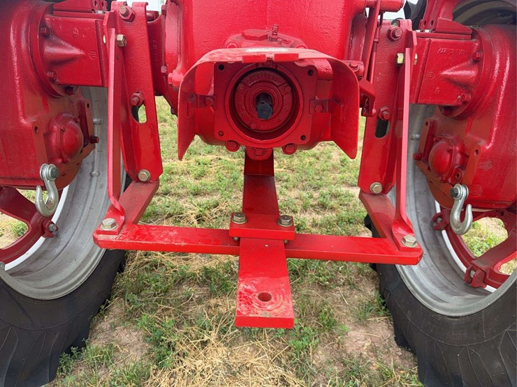 farmall-560-diesel-hi-clear-image-52