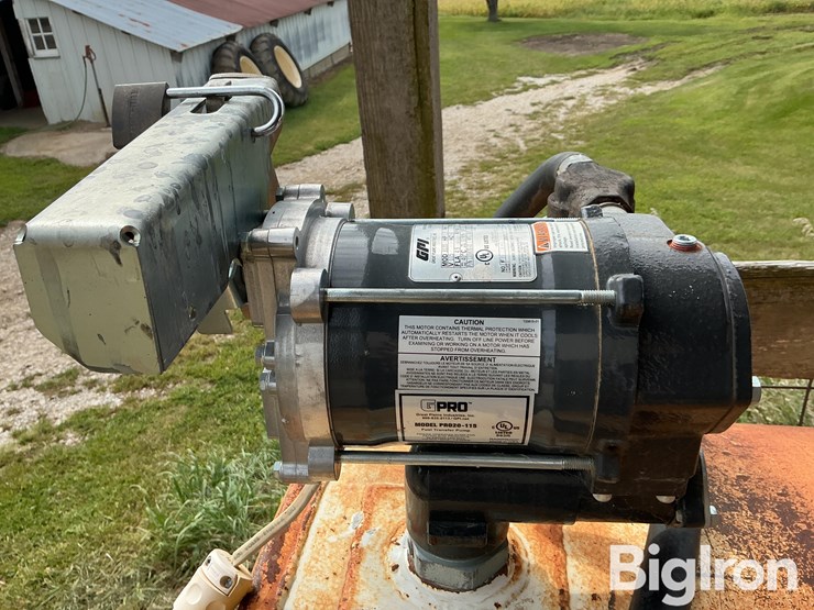 great-plains-550-gal-tank-&-pump-image-11