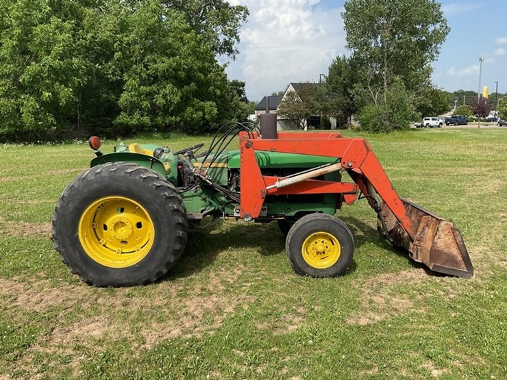 1974-john-deere-2030-image-4