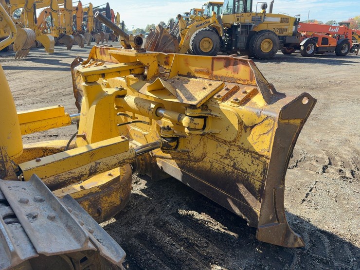 2014-komatsu-d61ex-23-image-12
