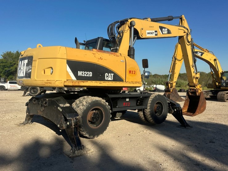 2012-caterpillar-m322d-image-5