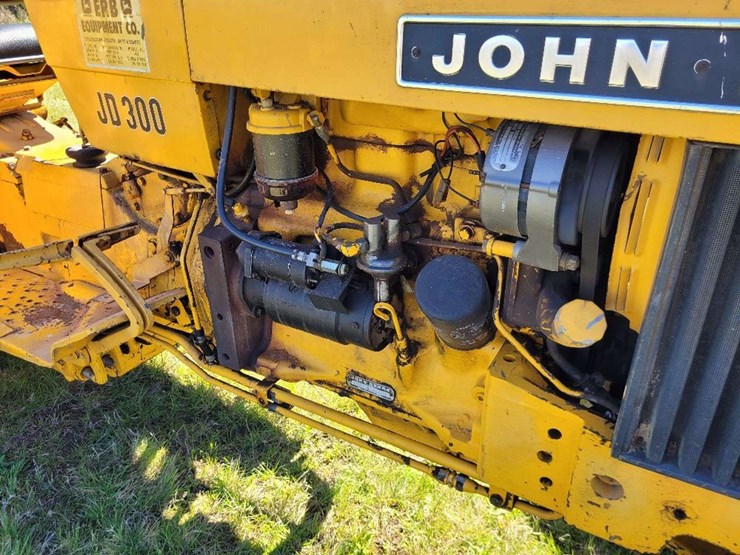 1965-john-deere-300-image-4