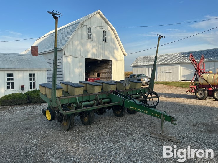 john-deere-7000-image-3