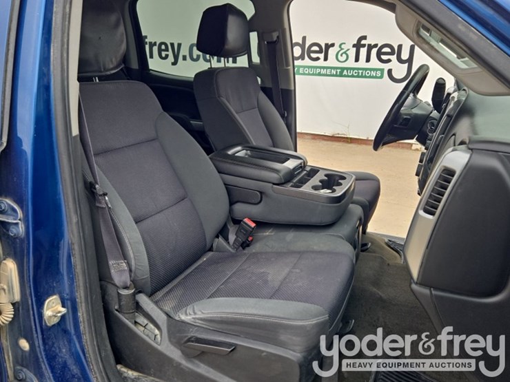 2015-chevrolet-silverado-1500-image-38