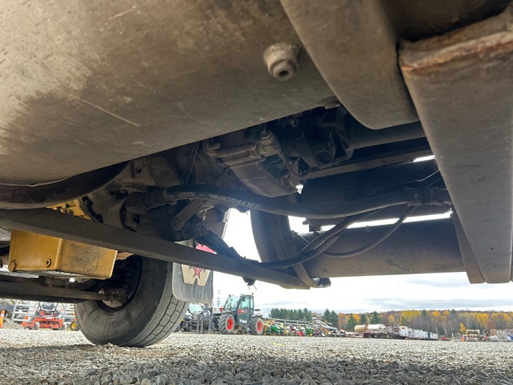 2001-caterpillar-c15-image-34
