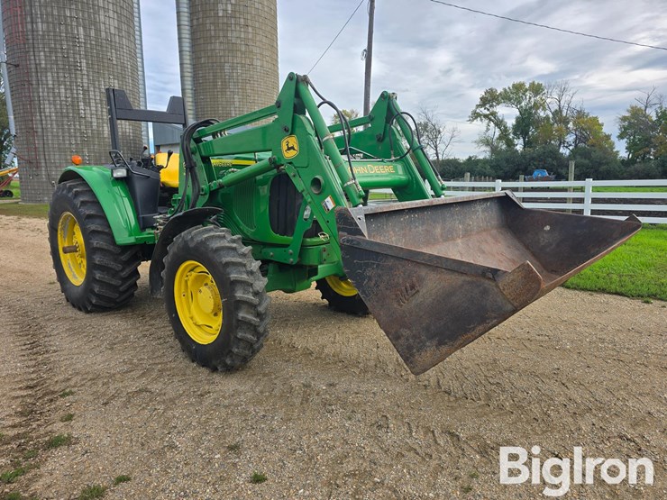 2001-john-deere-6320l-image-3
