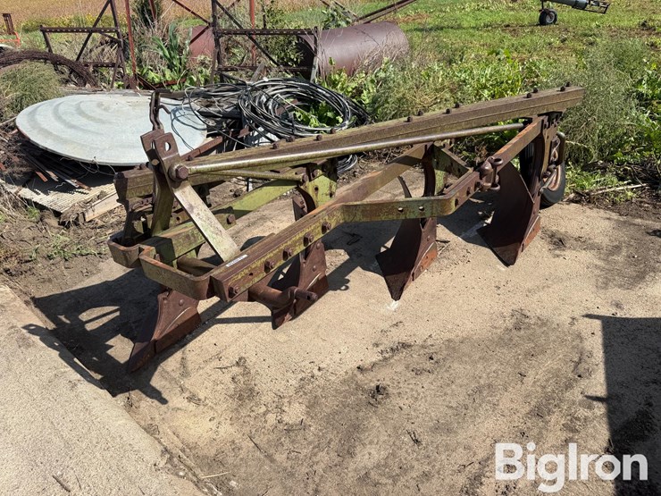 4-bottom-plow-image-1