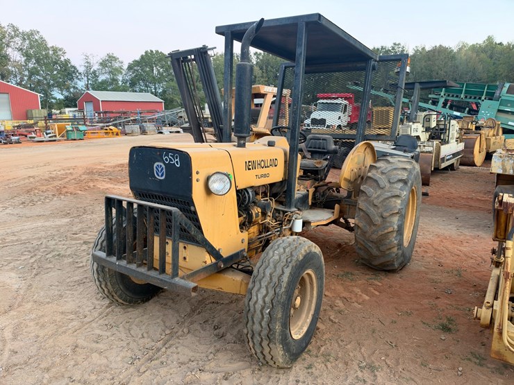 new-holland-545d-image-1