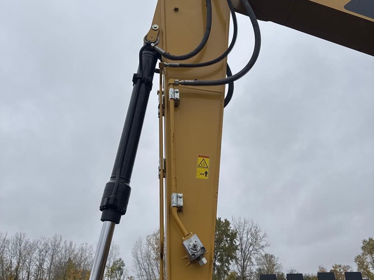 2020-caterpillar-315f-lcr-image-17