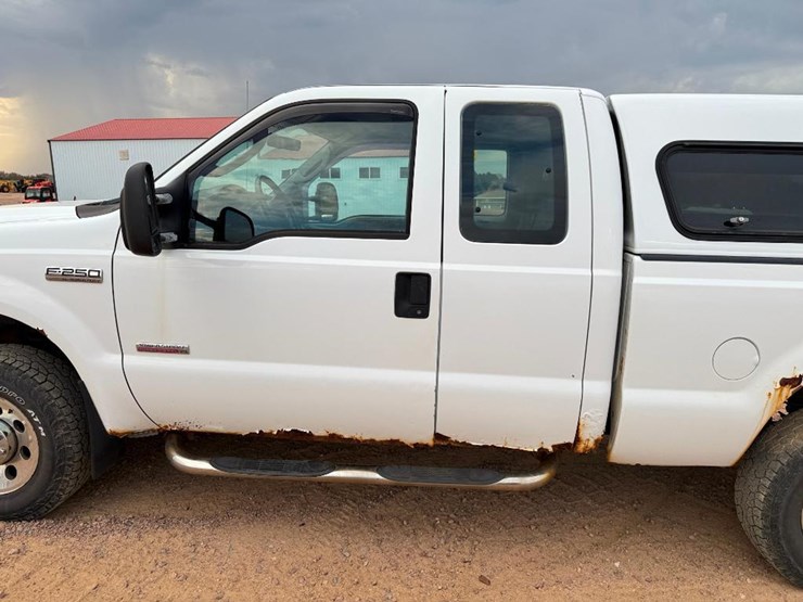 2006-ford-f250-xl-image-18