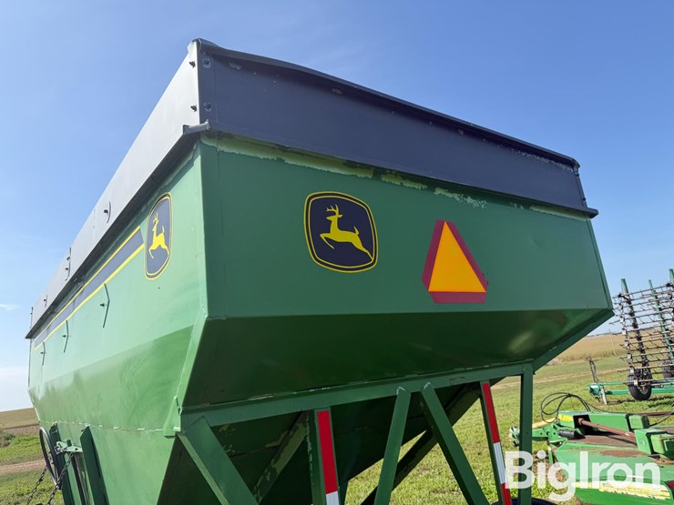 john-deere-650-image-11
