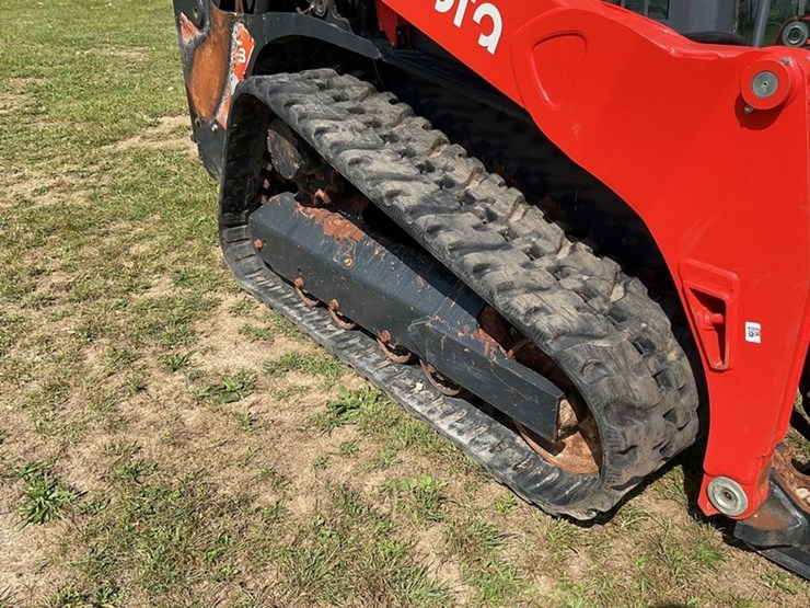 #1052-•-2024-kubota-ssvl75-3-track-skid-steer-134817-image-11