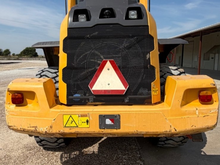 2021-volvo-l90h-image-6