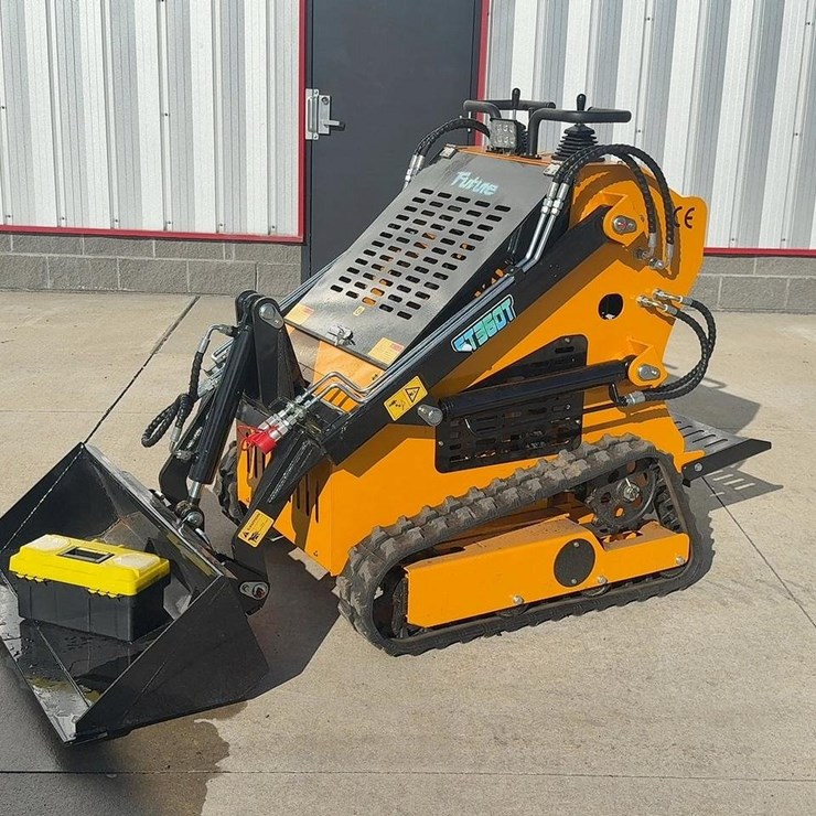 FT360T Walk Behind Skid Steer