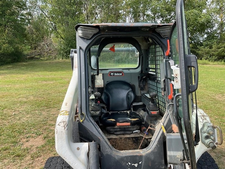 2021-bobcat-s64-image-12