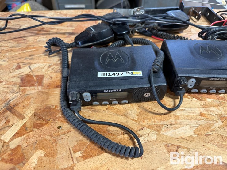 motorola-vhf-hiband-radios-image-14