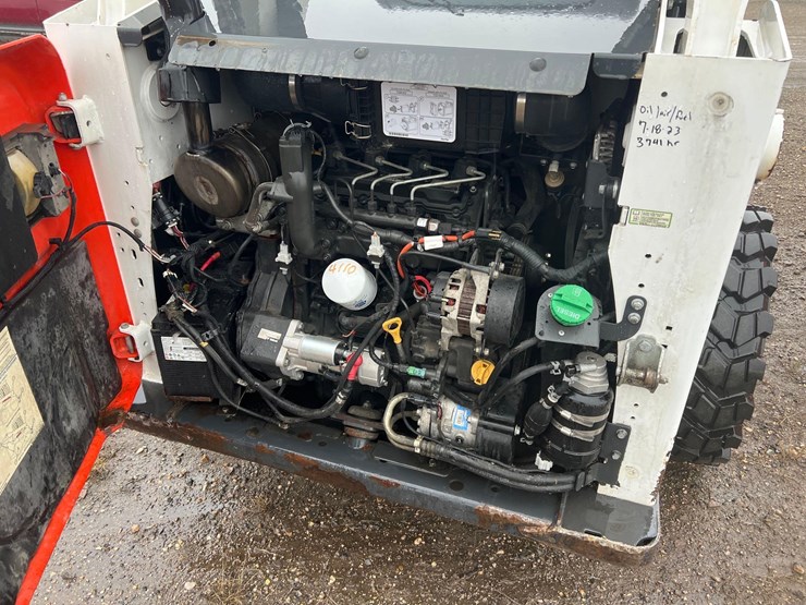 2018-bobcat-s650-image-9