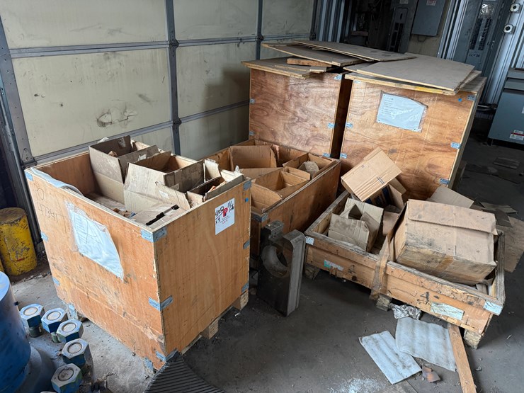 (3)-crates-of-(150+)-new-7-1/16”-15m-valve-seats-&-valve-body-seats-image-1