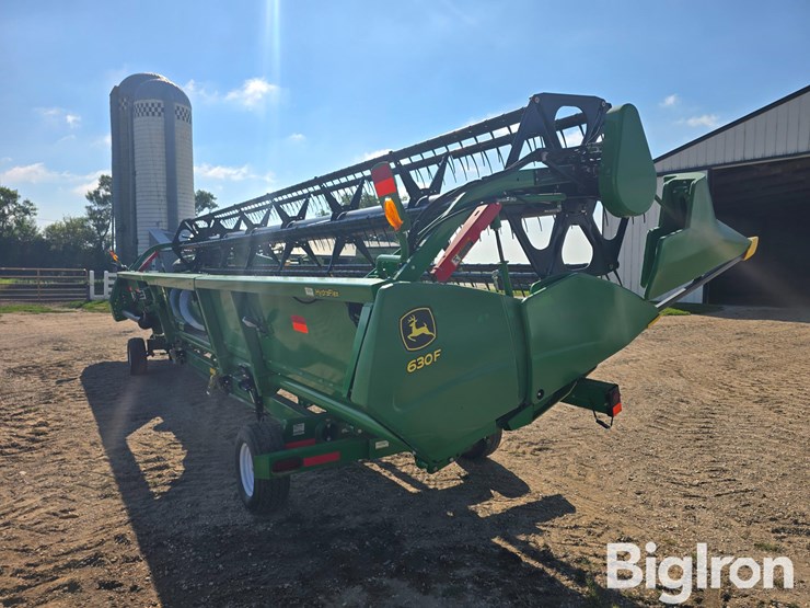 2015-john-deere-630f-image-5