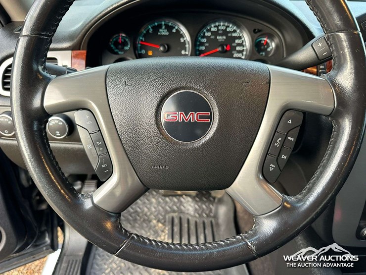 2011-gmc-1500-image-16