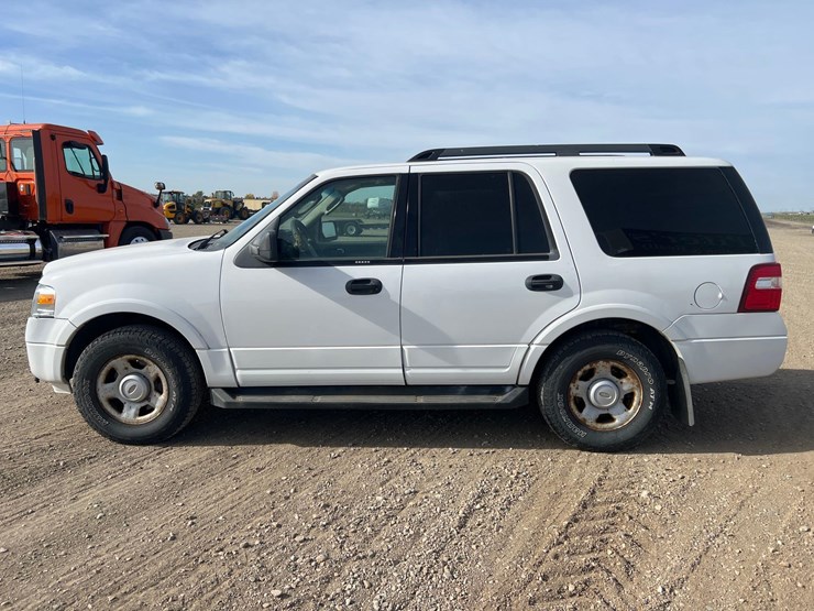 2009-ford-expedition-image-8