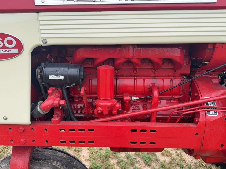 farmall-560-diesel-hi-clear-image-20