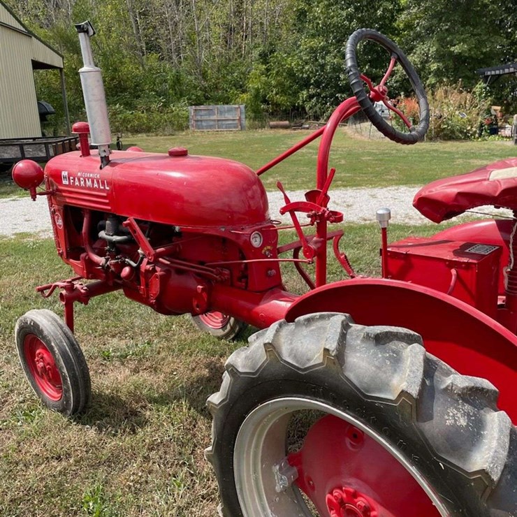 1949 Farmall Cub