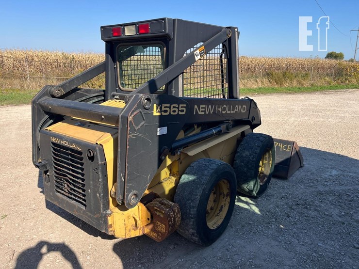 new-holland-lx565-image-5