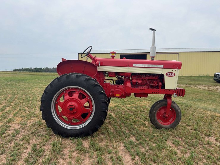 farmall-560-diesel-hi-clear-image-6
