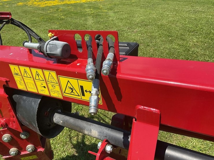 2021-case-ih-dc103-image-4