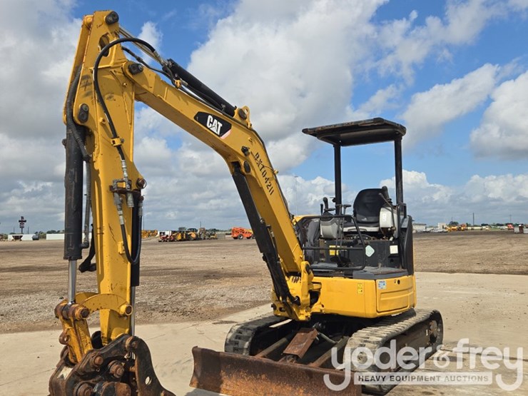 2010-caterpillar-303c-cr-image-27