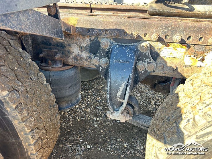 2012-freightliner-coronado-122-image-57