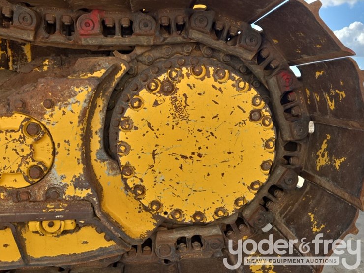 2023-komatsu-d61px-image-14