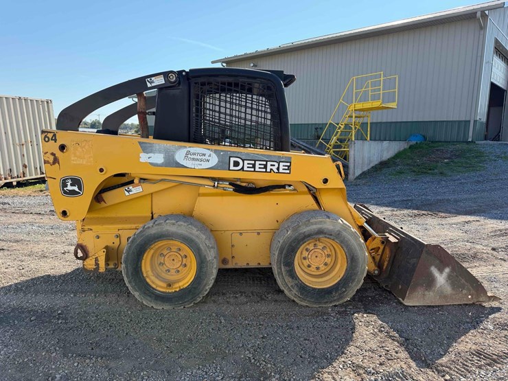 2005-john-deere-325-image-6