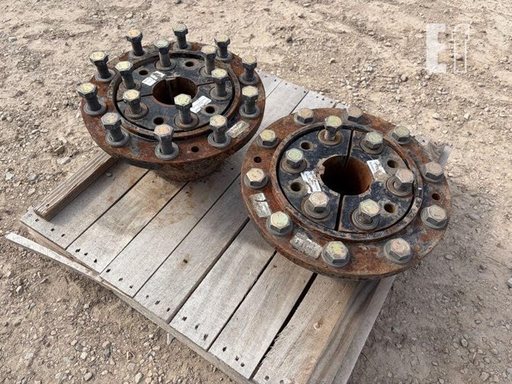 set-of-agco-3.75"-(10)-bolt-direct-axle-dual-holes-image-2