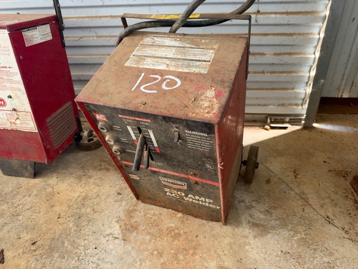 #120-•-century-230-amp-ac-welder-image-1