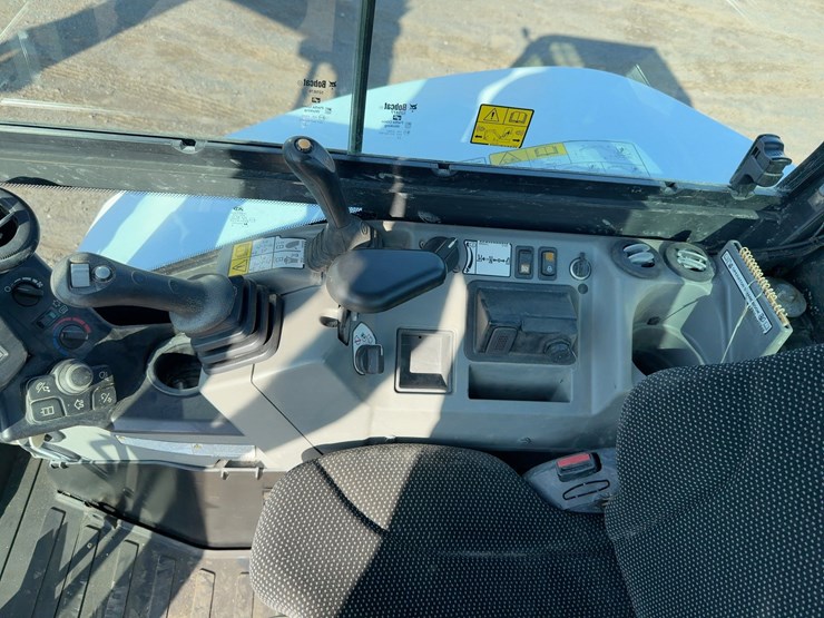 2023-bobcat-e60-image-29