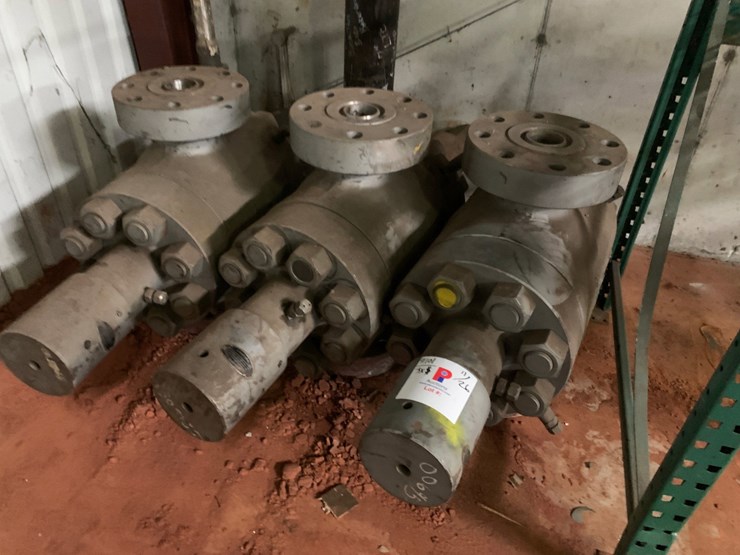 (3x$)-2-7/8-10k-hydraulic-frac-valves-image-1