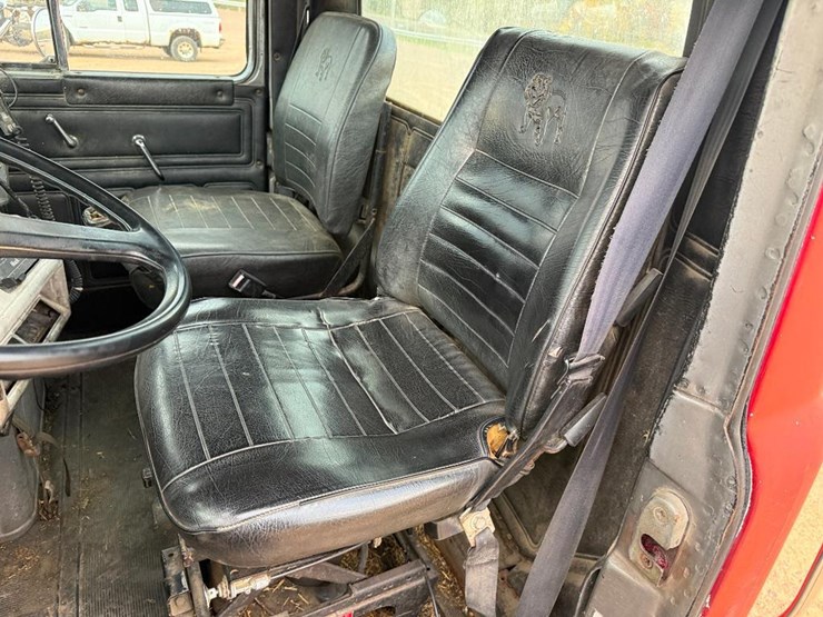 mack-dm690s-image-62