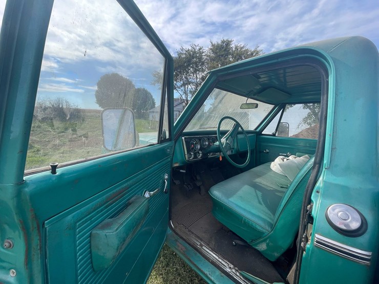 1970-chevrolet-c10-image-41